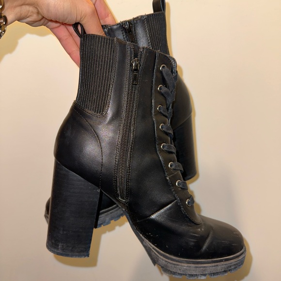 Steve Madden Women's Black Ankle Boots - Picture 3 of 3